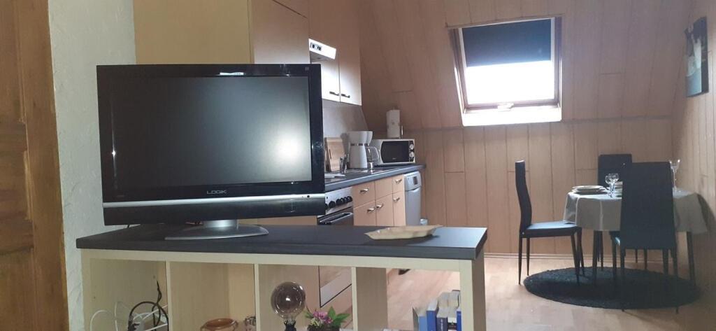 Ferienwohnung Am Vulkanpfad Ettringen  Экстерьер фото